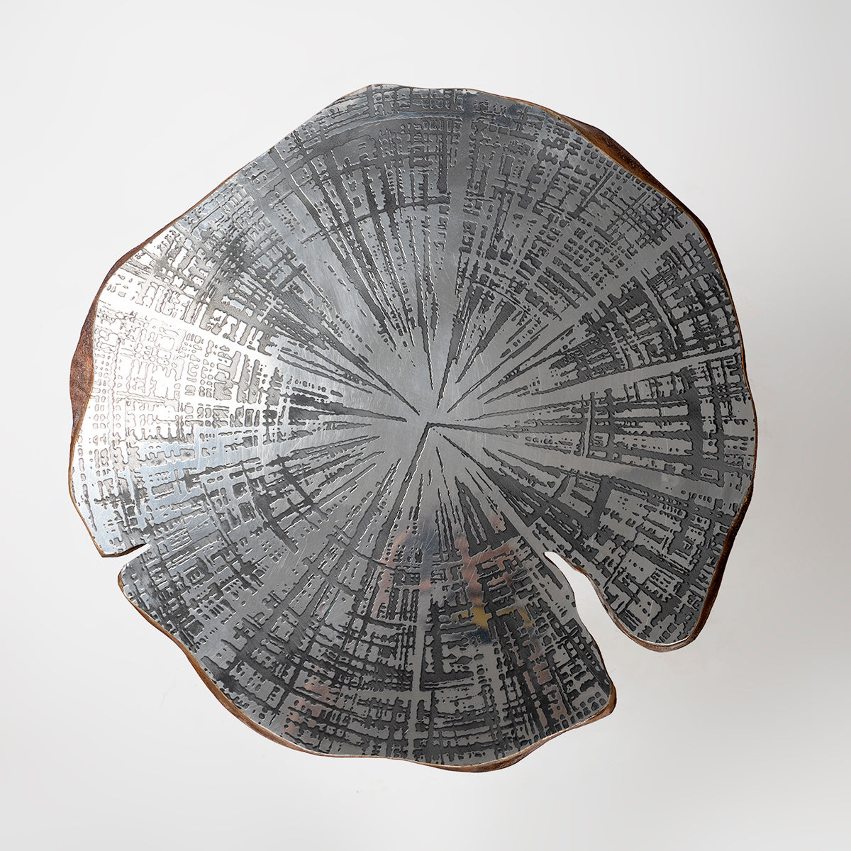 Aluminium & Wood Metal Lotus Leaf table