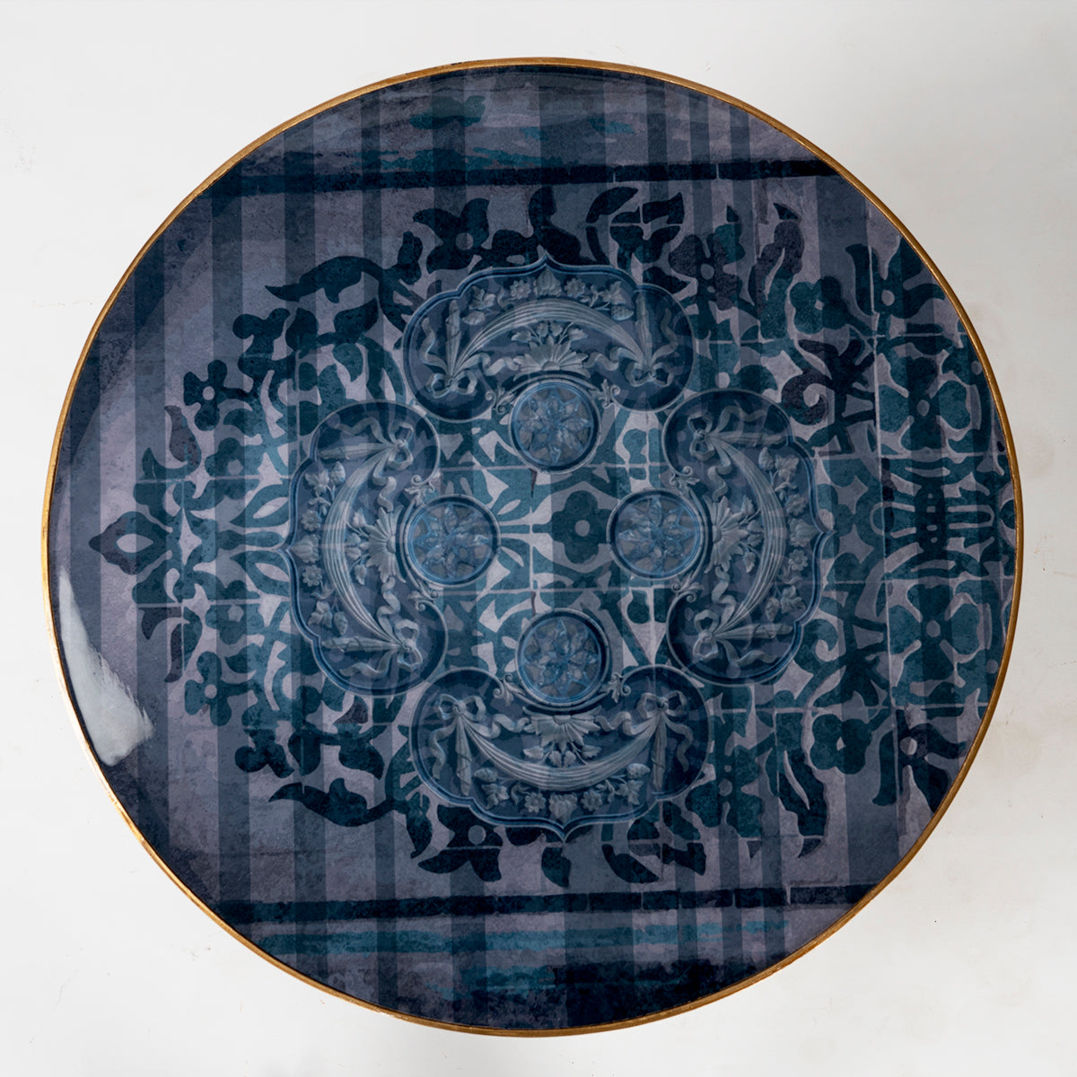 Round Wooden Coffee with antique prints on the table top