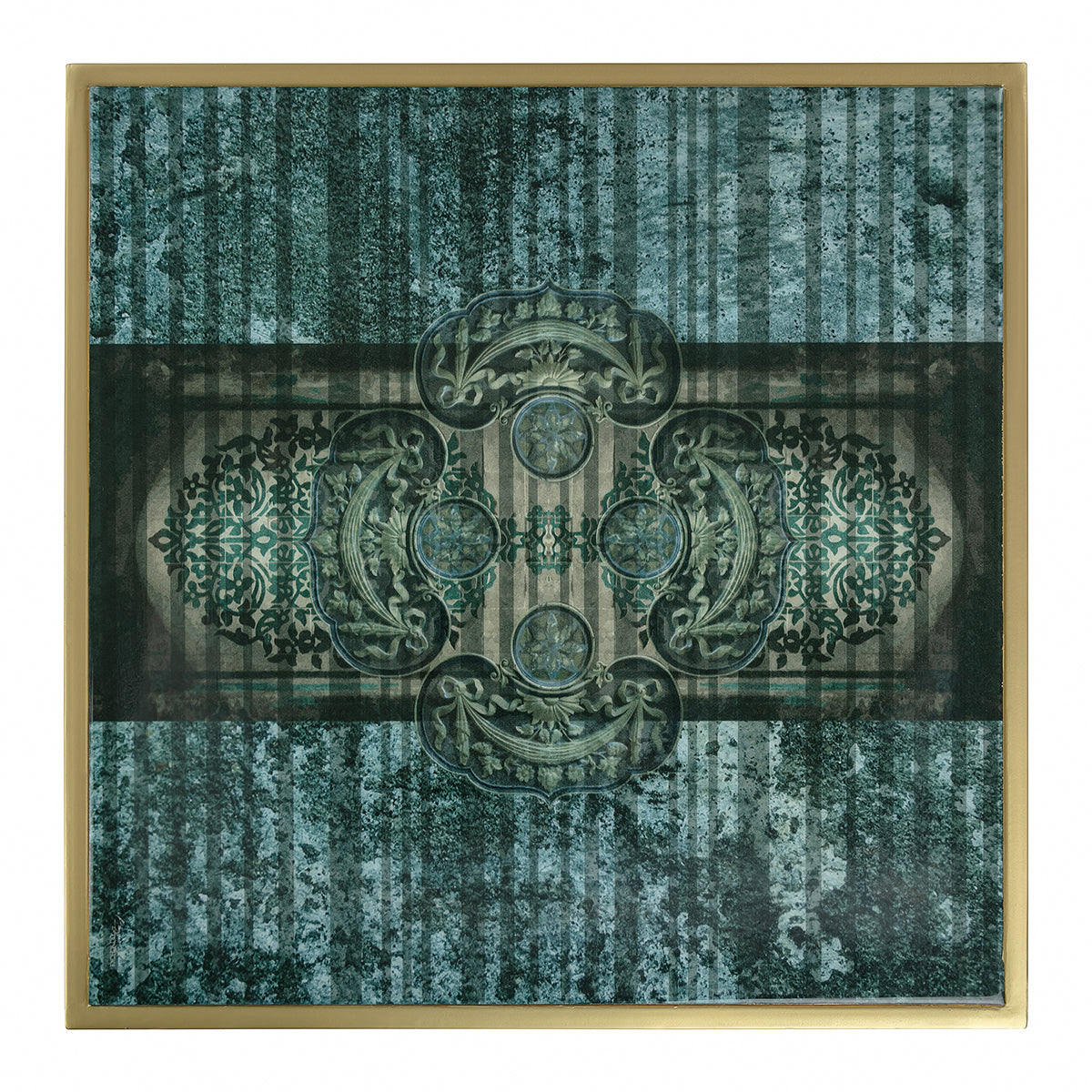 Artistic Design of Antique Motif Metal Jaali Stacking Tables (Set of 3)